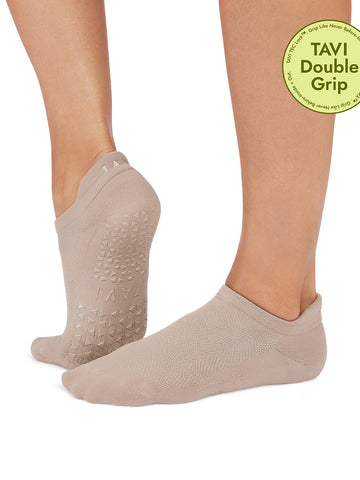 Savvy Tec Grip Socks | Socks > Grip | Tavi – Tavi Active