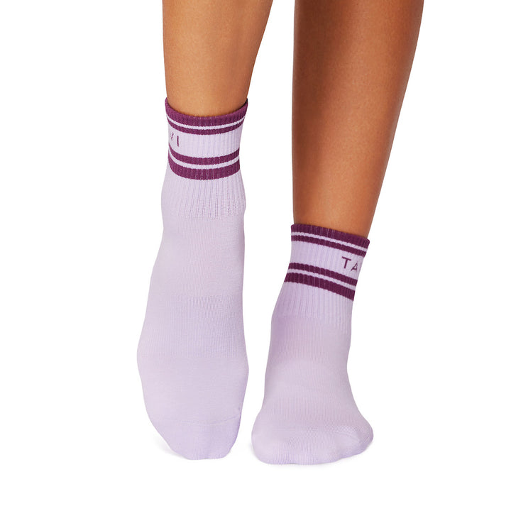 Aria Grip Socks | Socks > Grip | Tavi – ToeSox | Tavi | Vooray