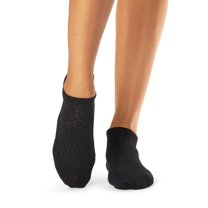 # Savvy Grip Socks | Socks > Grip | Tavi – ToeSox | Tavi | Vooray