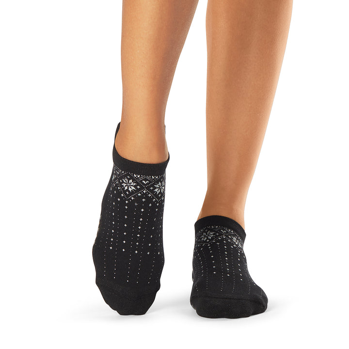 # Savvy Grip Socks * | Socks > Grip | Tavi – ToeSox | Tavi | Vooray