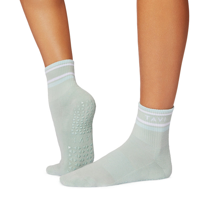 Aria Grip Socks | Socks > Grip | Tavi – ToeSox | Tavi | Vooray