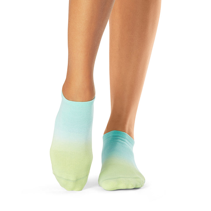 # Savvy Grip Socks * | Socks > Grip | Tavi – ToeSox | Tavi | Vooray