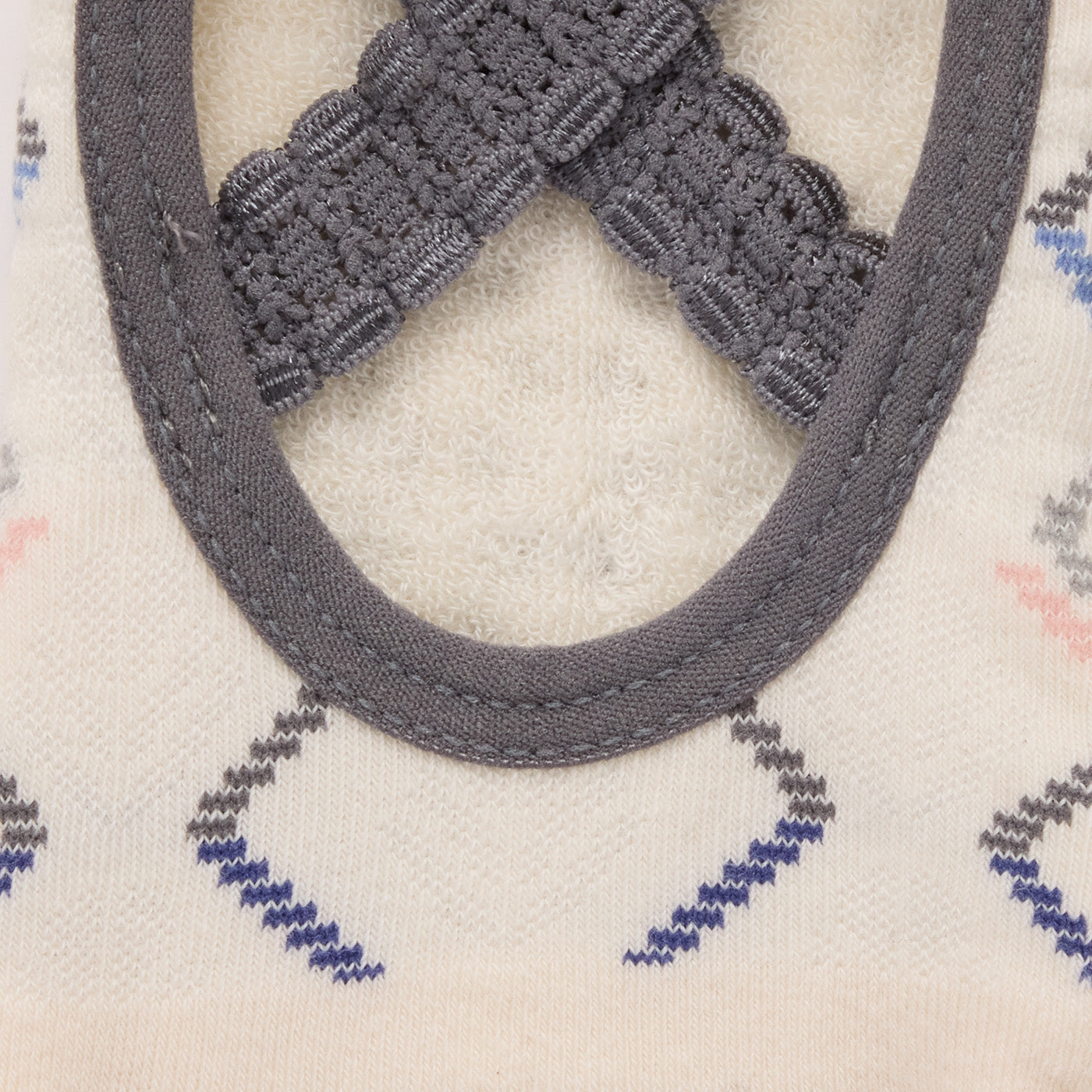 Chloe Grip Socks | Socks > Grip | Tavi – Tavi Active