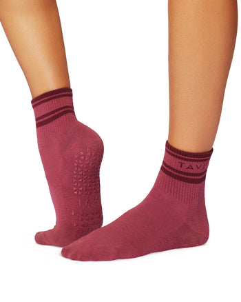 Aria Grip Socks | Socks > Grip | Tavi – ToeSox | Tavi | Vooray