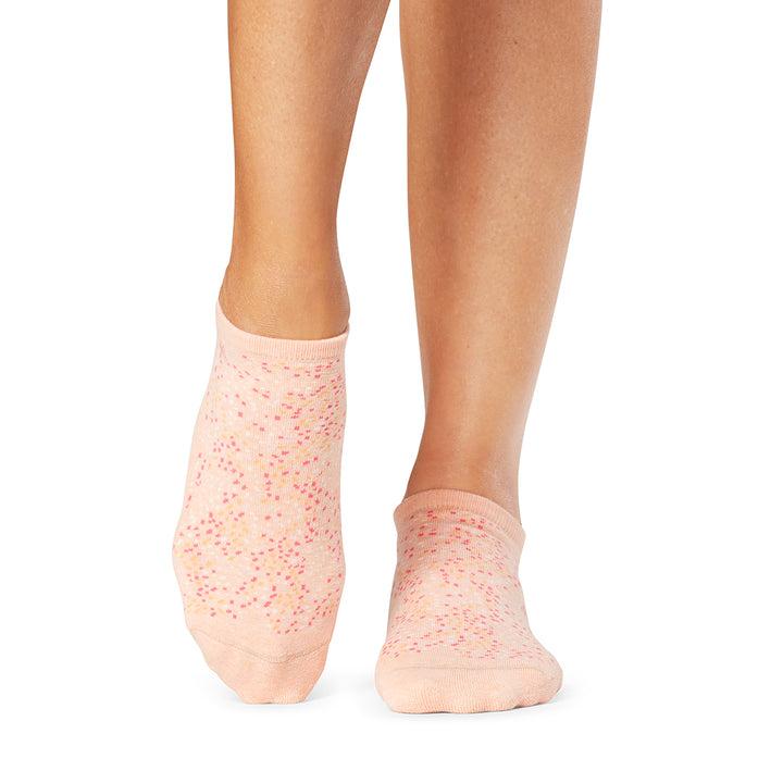 # Savvy Grip Socks | Socks > Grip | Tavi – ToeSox | Tavi | Vooray