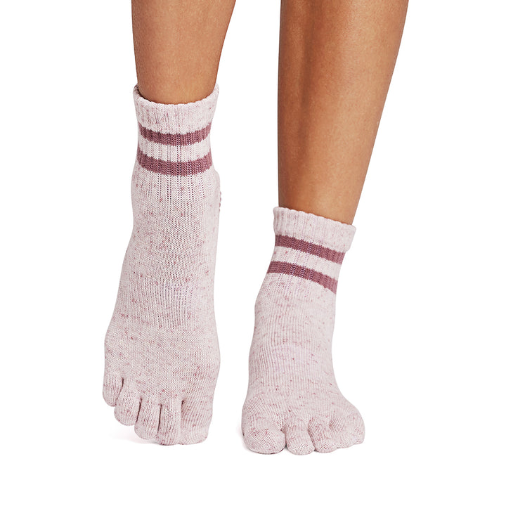 Full Toe Melody Grip Socks | Socks > Grip | ToeSox – ToeSox | Tavi | Vooray