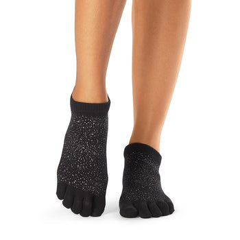 Full Toe Low Rise Grip Socks * | Socks > Grip | ToeSox – ToeSox | Tavi | Vooray