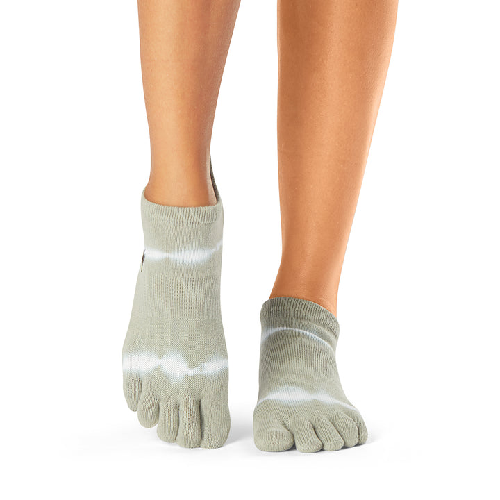 # Full Toe Low Rise Grip Socks * | Socks > Grip | ToeSox – ToeSox | Tavi | Vooray