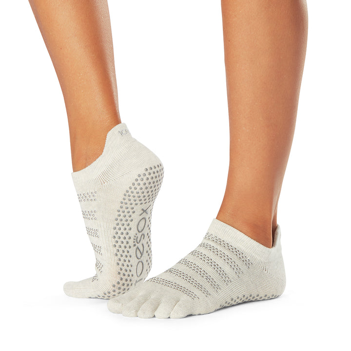 # Full Toe Low Rise Grip Socks | Socks > Grip | ToeSox – ToeSox | Tavi | Vooray