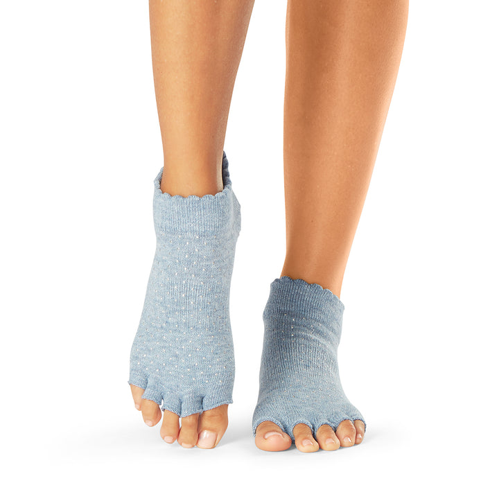 # Half Toe Low Rise Grip Socks * | Socks > Grip | ToeSox – ToeSox | Tavi | Vooray