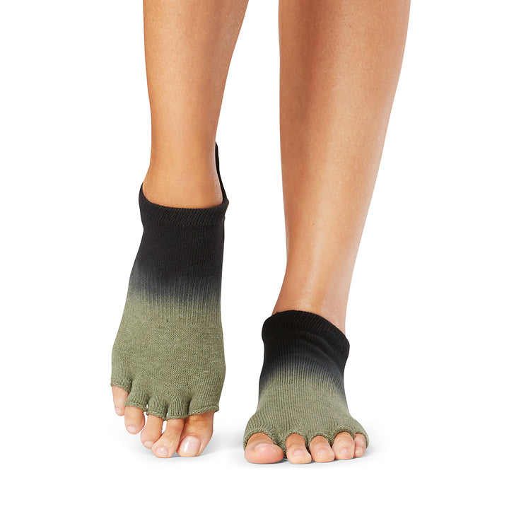 # Half Toe Low Rise Grip Socks * | Socks > Grip | ToeSox – ToeSox | Tavi | Vooray