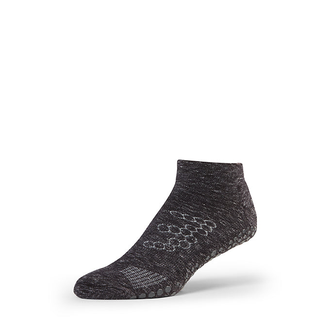 Base33 Low Rise Grip Socks | Socks > Grip | Base33 – Tavi Active