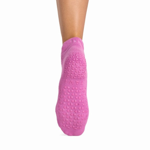 Savvy Breeze Grip Socks | Grip Socks | Tavi – Tavi Active