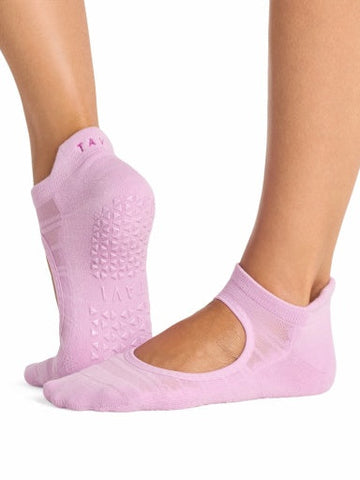 Emma Breeze Grip Socks | Grip Socks | Tavi – Tavi Active