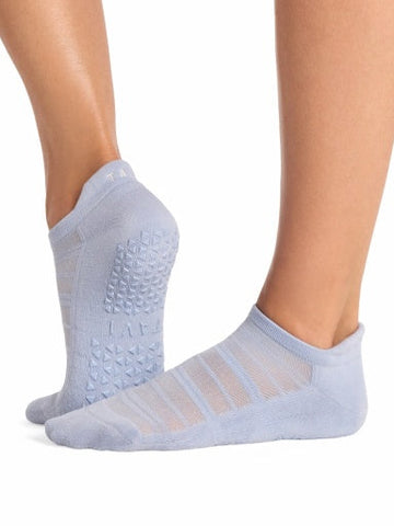 Savvy Breeze Grip Socks | Grip Socks | Tavi – Tavi Active