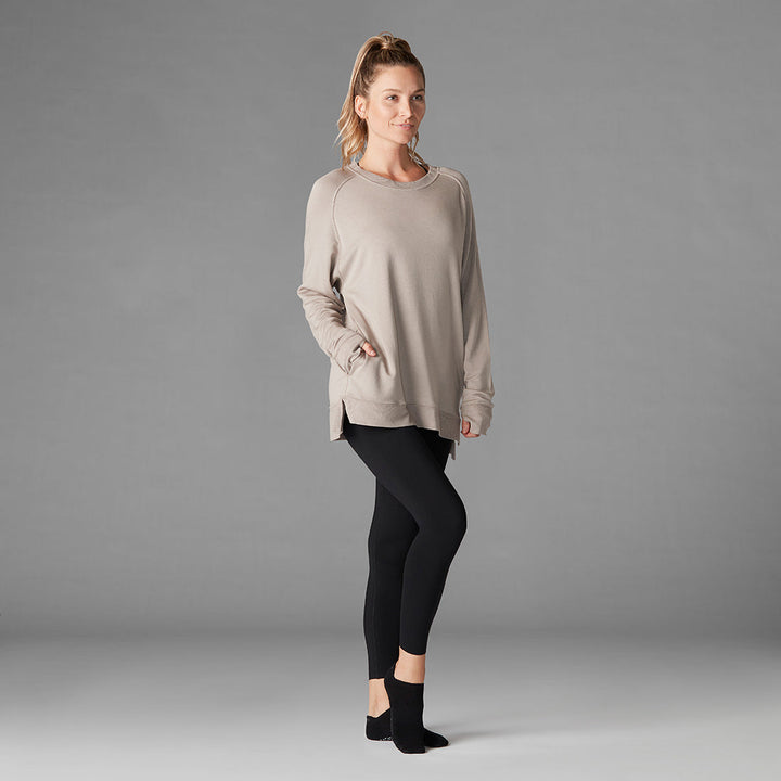 # Cozy Sweatshirt * | Tops > Sweaters & Hoodies | Tavi – ToeSox | Tavi | Vooray