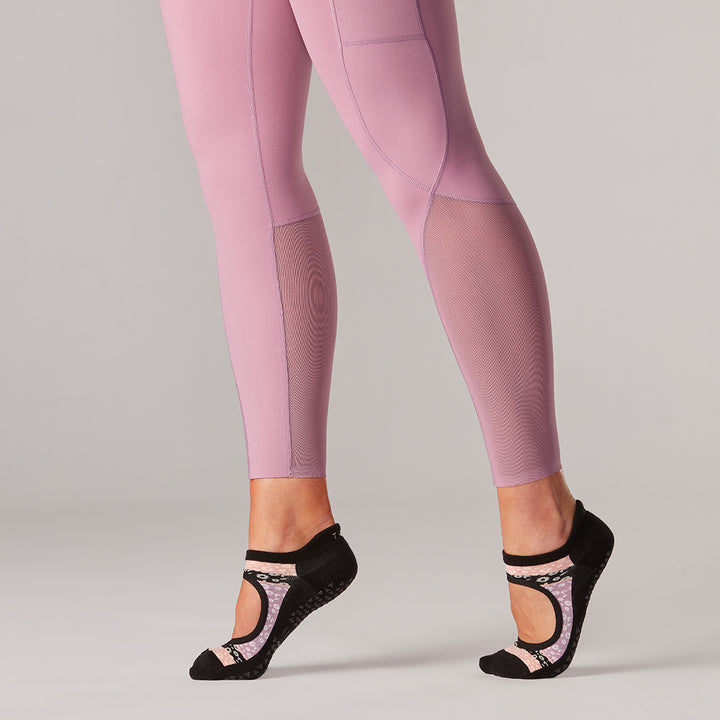 # Stash & Dash 7/8 Leggings | Bottoms > Leggings | Tavi – ToeSox | Tavi | Vooray