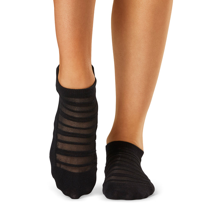 # Savvy Breeze Grip Socks | Socks > Grip | Tavi – ToeSox | Tavi | Vooray