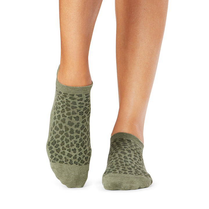 # Savvy Grip Socks | Socks > Grip | Tavi – ToeSox | Tavi | Vooray